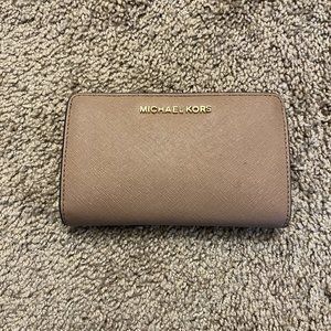 Michael Kors Taupe Wallet
